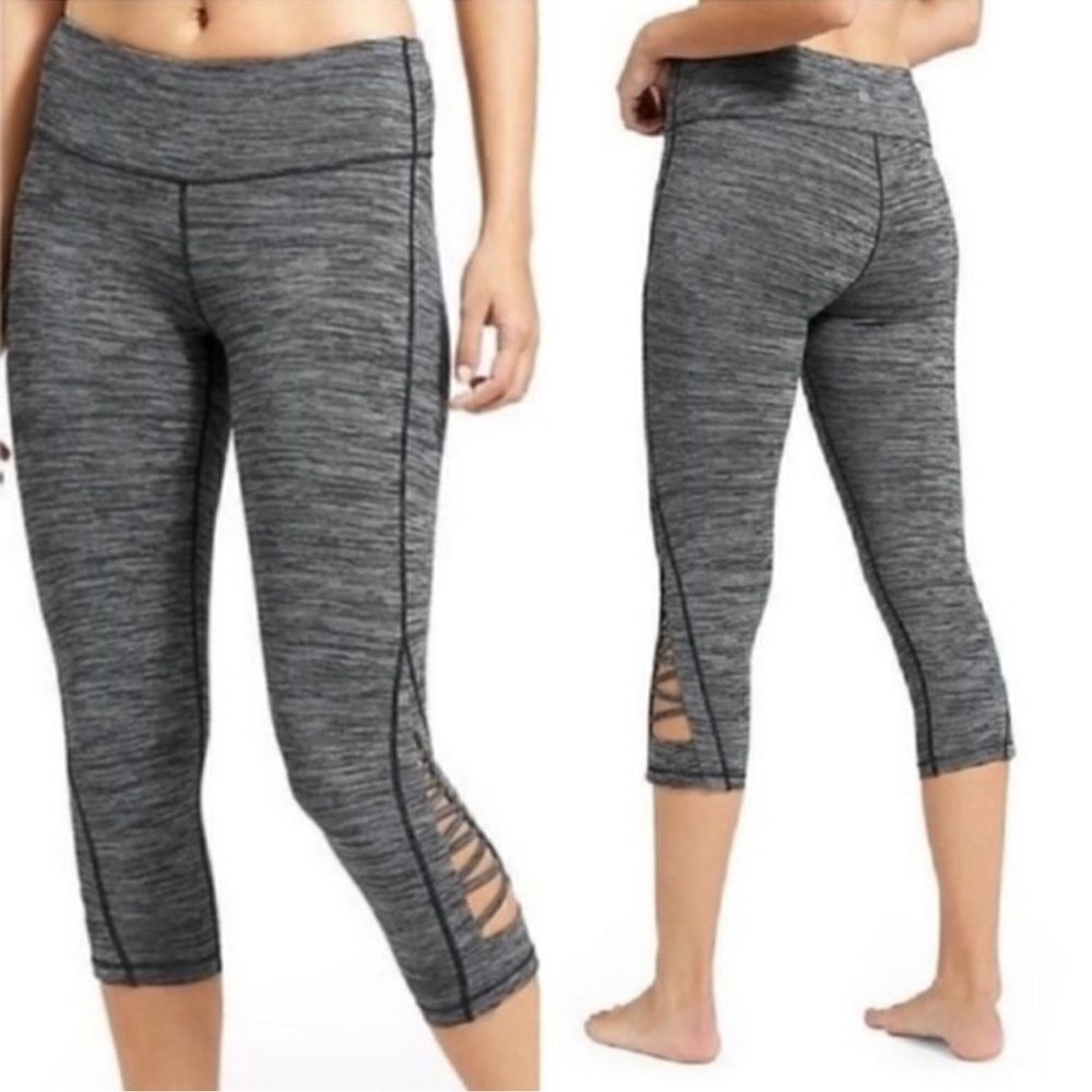 Athleta Criss Cross Capri Leggings Gray S